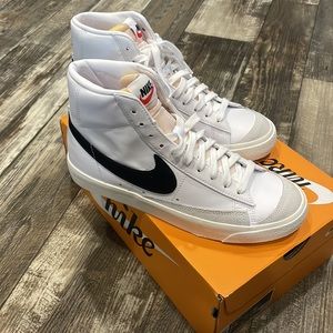 Nike W Blazer Mid ‘77